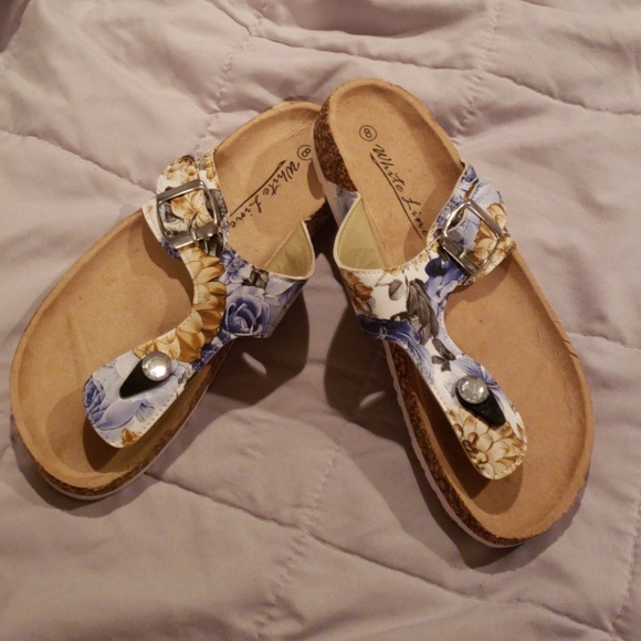 white line flip flops